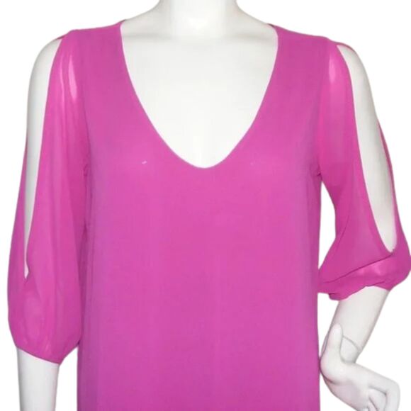 LULU'S Dress, M, Berry/Fuschia, Cold Shoulder, 3/4 sleeves, Mini/Short, V-neck - Picture 5 of 13